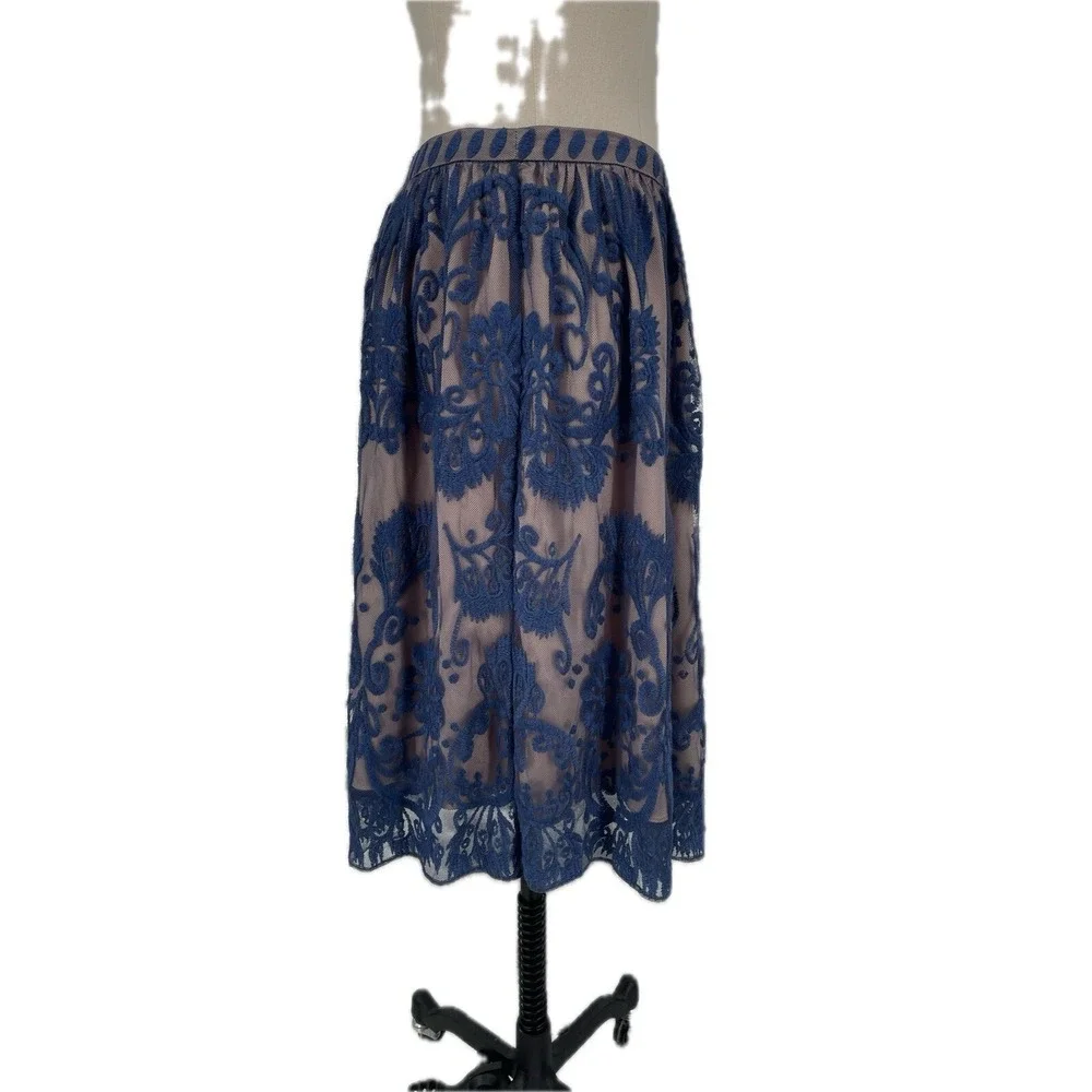 Sundance‎ Cream Blue Lace Overlay Knee Length Skirt Size 6 S